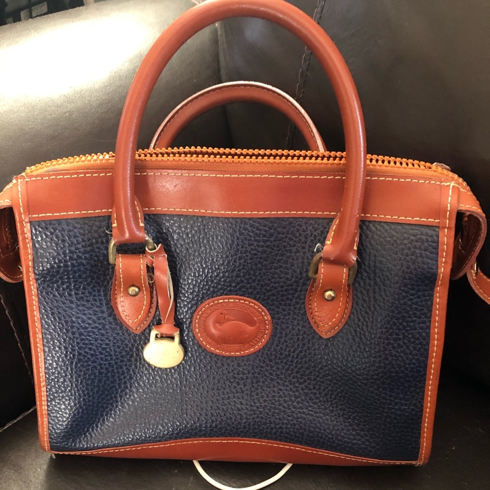 Dooney & bourke handbag